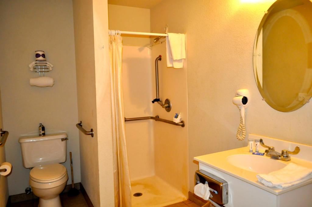 Andrews Motor Inn Екстериор снимка