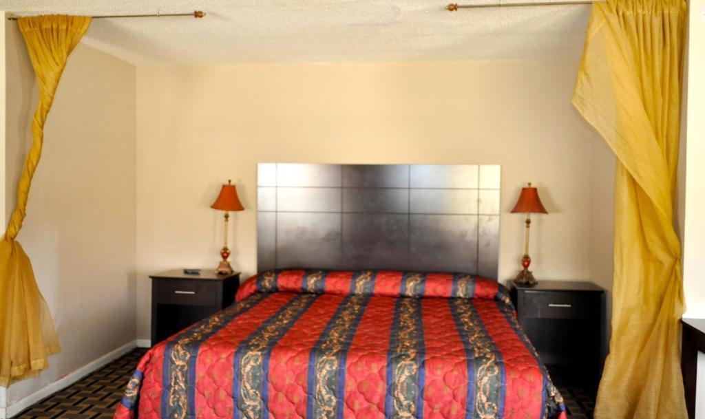 Andrews Motor Inn Екстериор снимка