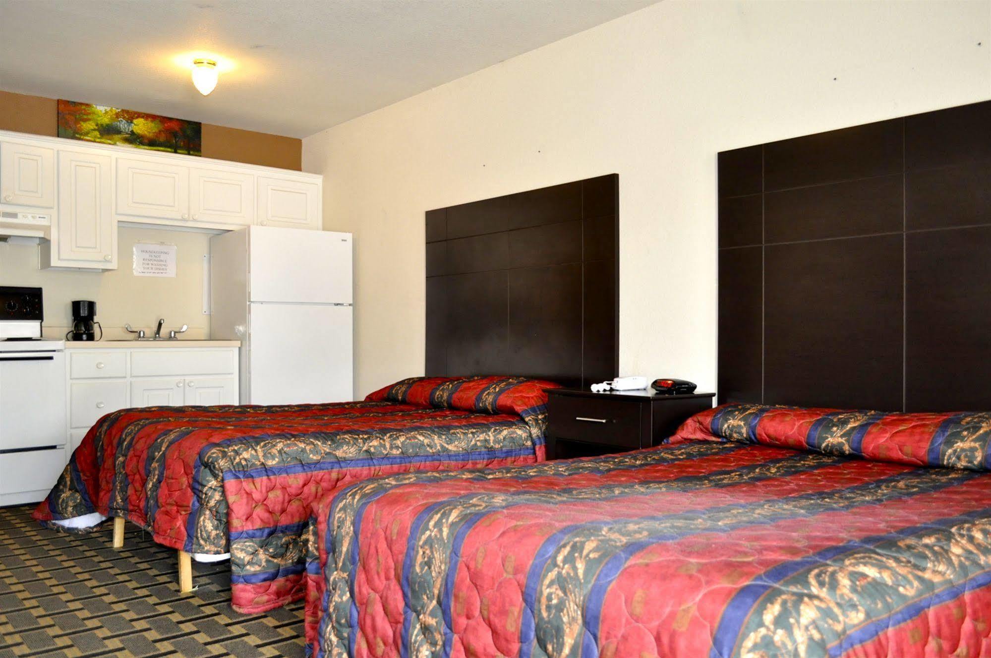 Andrews Motor Inn Екстериор снимка
