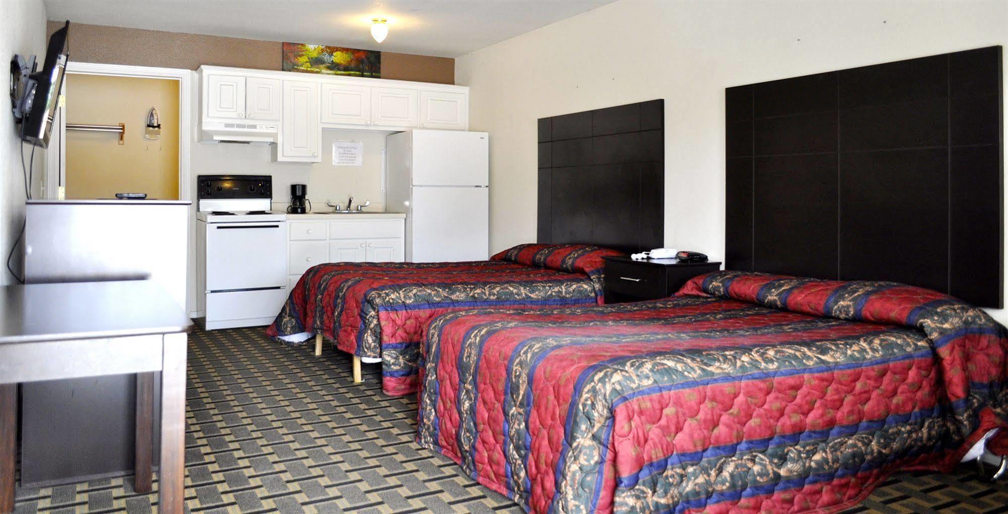 Andrews Motor Inn Екстериор снимка